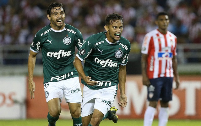 Scarpa marcou um dos gols da vitória na Colômbia - Crédito: Divulgação/Palmeiras