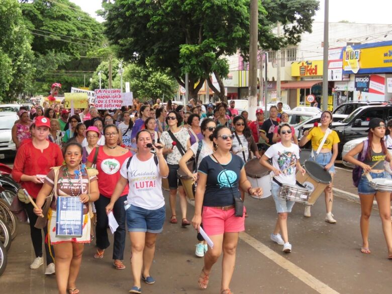 Mulheres saem as ruas pedindo paz e direitos em seu dia - Crédito: Arquivo/Sinted