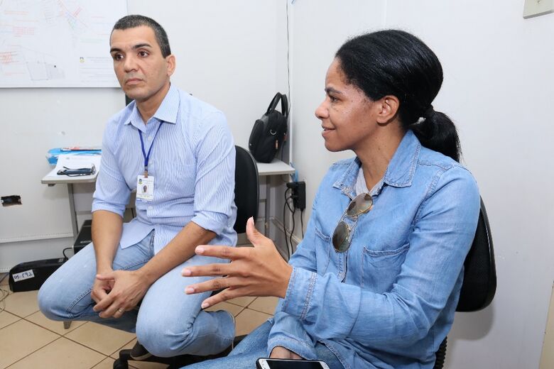 Coordenadora da CCZ, Rosana Alexandre, pede colaboração da população no combate ao mosquito da dengue - Crédito: A. Frota