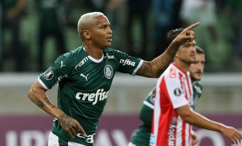 Deyverson marcou o primeiro gol do Palmeiras no jogo - Crédito: Twitter oficial do Palmeiras
