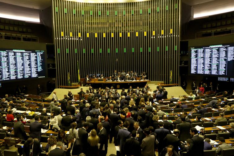 Plenário da Câmara dos Deputados - Crédito: Wilson Dias/Agência Brasil