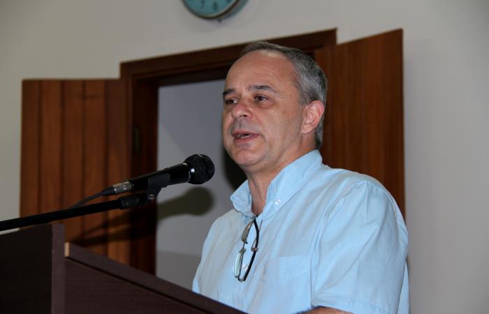Professor e doutor em Administração Pública do RJ, Álvaro Chrispino, faz palestra amanhã em Dourados - Crédito: Divulgação