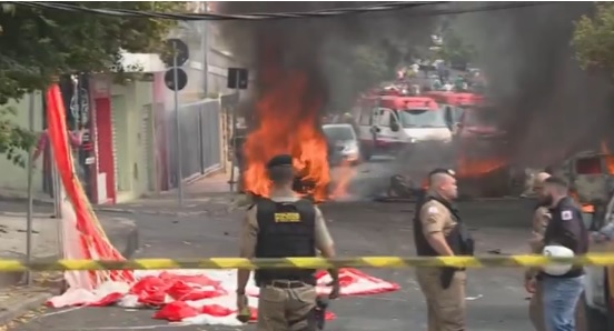 Operador de avião que caiu em BH está com 50% do corpo queimado - Crédito: Reprodução/TV Globo