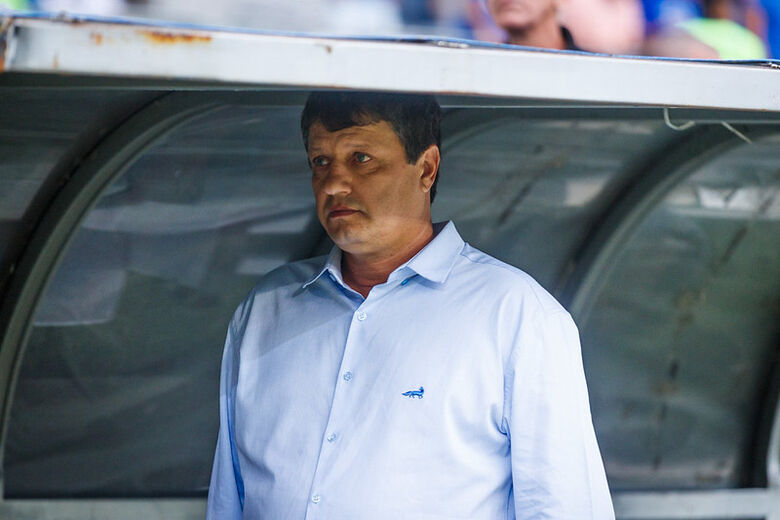 Mesmo com a queda, Adilson deve seguir como treinador - Crédito: Vinnicius Silva/Cruzeiro