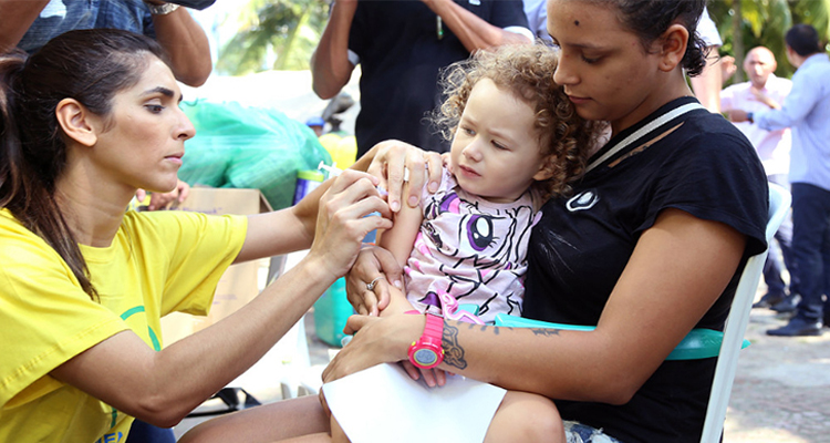Em 2020, Ministério da Saúde amplia público para vacinas contra febre amarela e gripe - Crédito: Erasmo Salomão / ASCOM MS