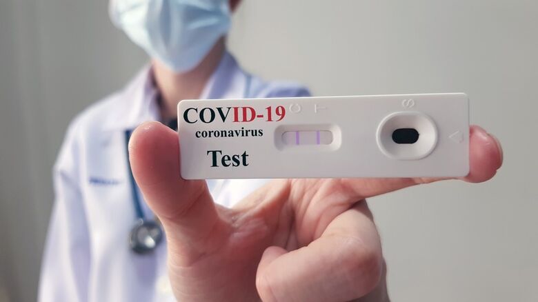 Vigilância Sanitária fiscaliza farmácias e faz alerta sobre testes rápidos para Covid-19 - 