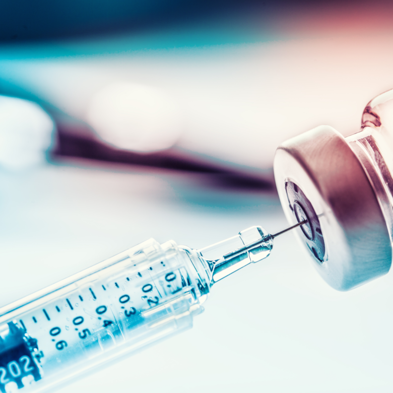 Testes com vacina de Oxford recomeçam hoje no Brasil - 