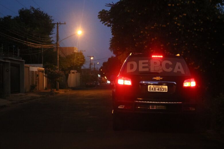A operação cumpre quatro mandados de busca e apreensão apenas na cidade de Campo Grande - Crédito: Divulgação