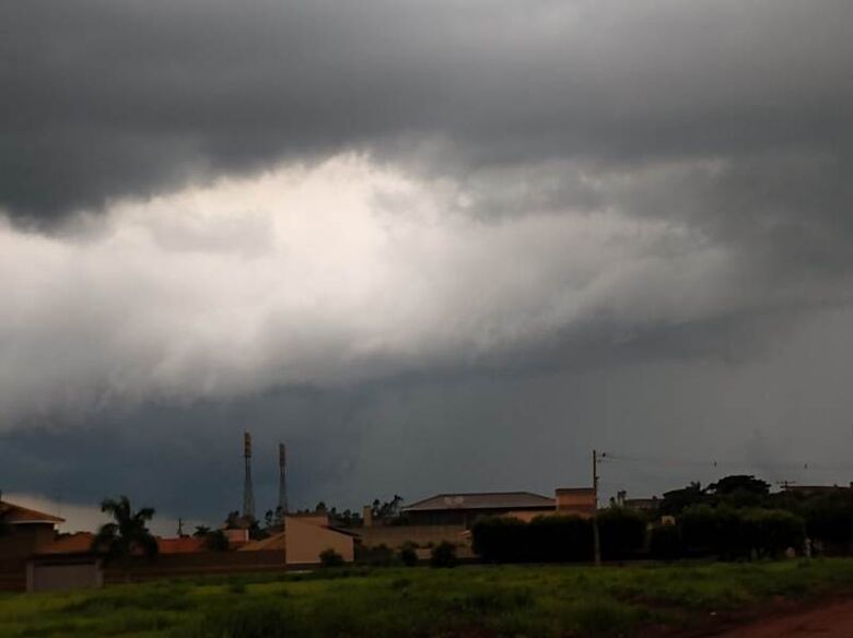 Meteorologia prevê fim de semana de tempo instável - Crédito: Foto: Gracindo Ramos