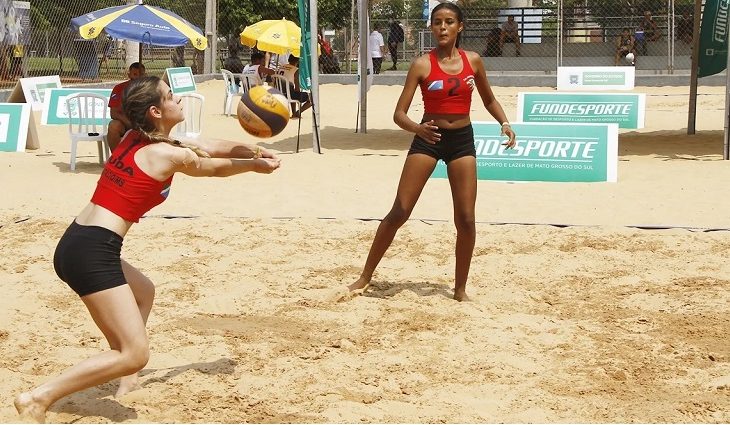 Jogo de vôlei bate recorde mundial de público em eventos esportivos  femininos, vôlei