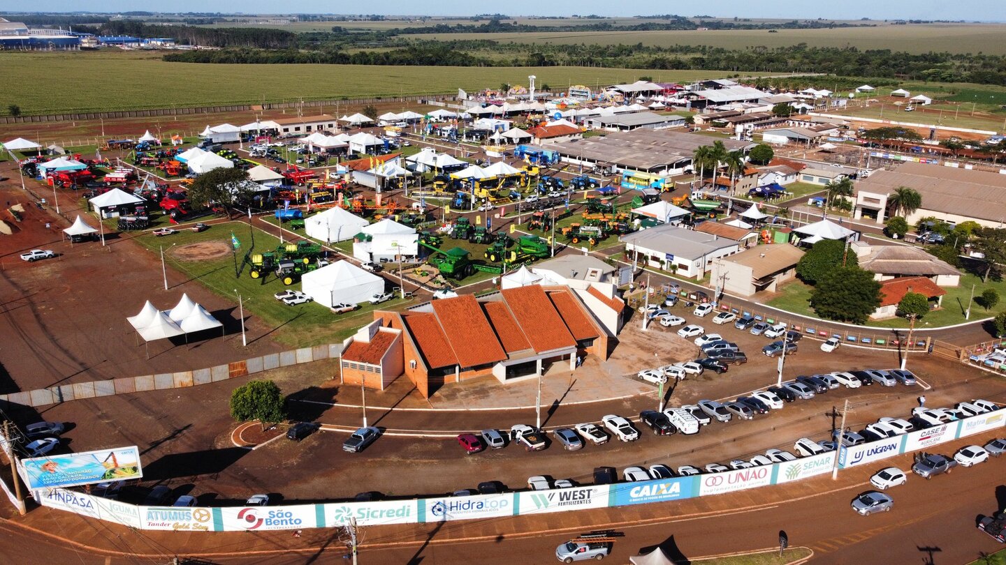 2º dia da Festa de Peão Boiadeiro de Muriaé promote agitar o público neste  sábado