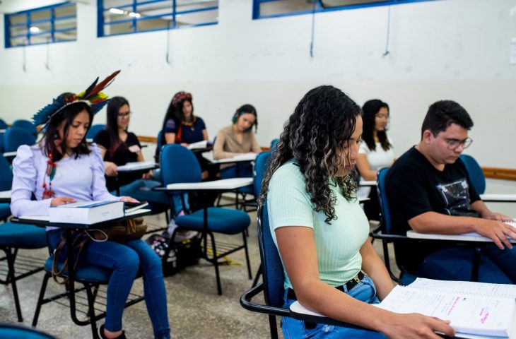 9 Benefícios da faculdade particular. Confira!