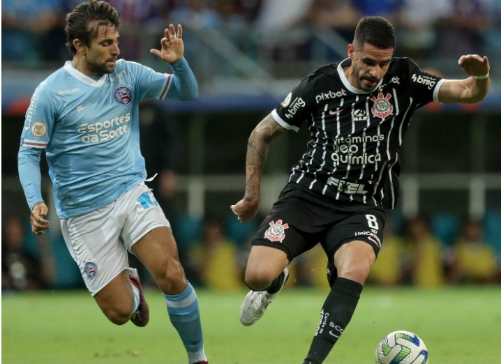 Corinthians sai na frente, mas leva empate de Atlético-MG e cai