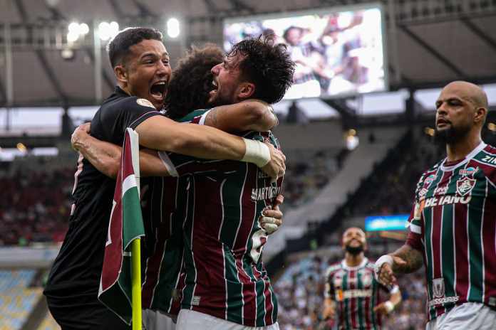 Fluminense e Internacional empatam no Maracanã: 2 a 2 - O Progresso