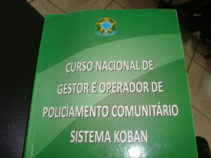 Programas de Policiamento Comunitário e Programas de Capacitação